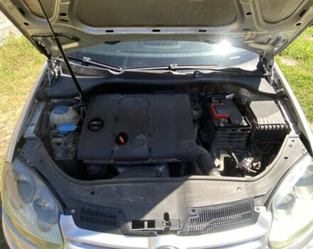 Серый Фольксваген Гольф, объемом двигателя 1.6 л и пробегом 261 тыс. км за 4799 $, фото 11 на Automoto.ua