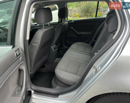 Серый Фольксваген Гольф, объемом двигателя 1.6 л и пробегом 259 тыс. км за 5400 $, фото 19 на Automoto.ua