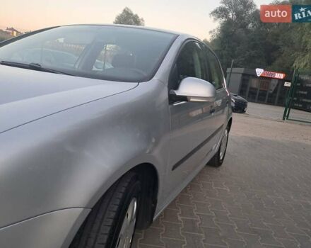 Серый Фольксваген Гольф, объемом двигателя 1.6 л и пробегом 277 тыс. км за 5500 $, фото 5 на Automoto.ua