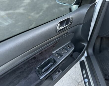 Серый Фольксваген Гольф, объемом двигателя 1.6 л и пробегом 290 тыс. км за 4999 $, фото 20 на Automoto.ua