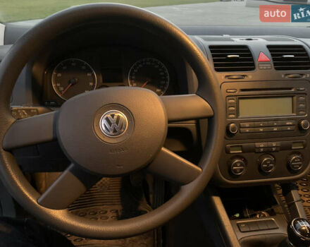 Серый Фольксваген Гольф, объемом двигателя 1.6 л и пробегом 236 тыс. км за 4800 $, фото 13 на Automoto.ua