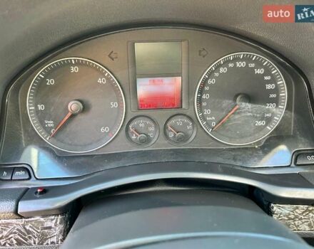 Серый Фольксваген Гольф, объемом двигателя 1.97 л и пробегом 314 тыс. км за 6500 $, фото 2 на Automoto.ua