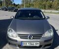 Серый Фольксваген Гольф, объемом двигателя 1.4 л и пробегом 280 тыс. км за 4200 $, фото 12 на Automoto.ua