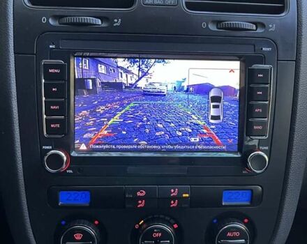 Серый Фольксваген Гольф, объемом двигателя 1.6 л и пробегом 220 тыс. км за 5200 $, фото 4 на Automoto.ua