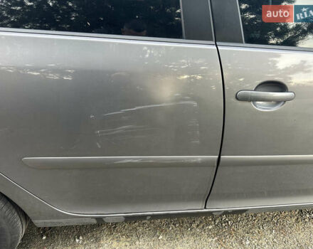 Серый Фольксваген Гольф, объемом двигателя 1.6 л и пробегом 263 тыс. км за 5600 $, фото 19 на Automoto.ua