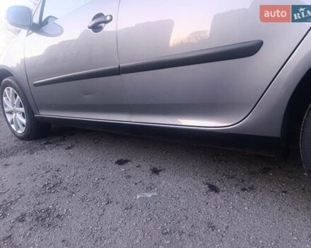 Сірий Фольксваген Гольф, об'ємом двигуна 1.39 л та пробігом 274 тис. км за 4000 $, фото 10 на Automoto.ua