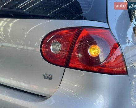 Серый Фольксваген Гольф, объемом двигателя 1.6 л и пробегом 214 тыс. км за 5670 $, фото 15 на Automoto.ua