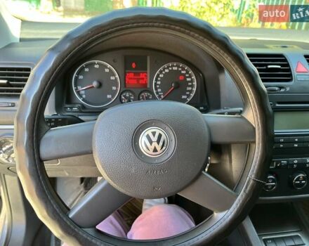 Серый Фольксваген Гольф, объемом двигателя 1.6 л и пробегом 270 тыс. км за 5200 $, фото 5 на Automoto.ua