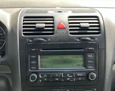 Серый Фольксваген Гольф, объемом двигателя 1.9 л и пробегом 383 тыс. км за 5690 $, фото 16 на Automoto.ua