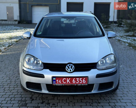 Серый Фольксваген Гольф, объемом двигателя 1.4 л и пробегом 212 тыс. км за 5300 $, фото 2 на Automoto.ua