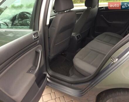 Фольксваген Гольф 2004 у Немирове на Automoto.ua Сірий Фольксваген Гольф, об'ємом двигуна 1.39 л та пробігом 186 тис. км за 5000 $, фото 14 на Automoto.ua