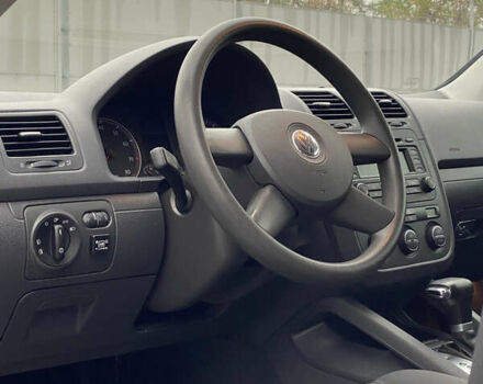 Серый Фольксваген Гольф, объемом двигателя 1.6 л и пробегом 250 тыс. км за 5800 $, фото 29 на Automoto.ua