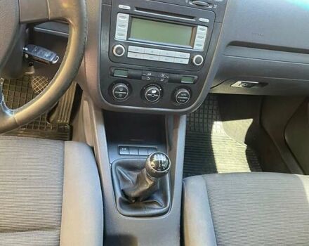 Сірий Фольксваген Гольф, об'ємом двигуна 1.9 л та пробігом 300 тис. км за 4600 $, фото 1 на Automoto.ua