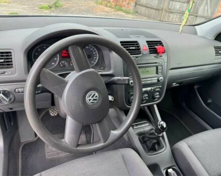 Сірий Фольксваген Гольф, об'ємом двигуна 1.6 л та пробігом 221 тис. км за 5300 $, фото 5 на Automoto.ua