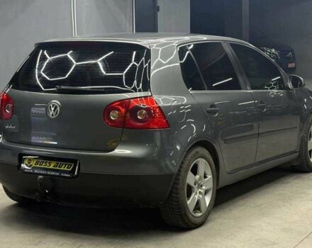 Фольксваген Гольф 2004 в Черновцах на Automoto.ua Серый Фольксваген Гольф, объемом двигателя 1.6 л и пробегом 268 тыс. км за 5300 $, фото 5 на Automoto.ua