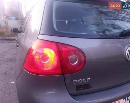 Сірий Фольксваген Гольф, об'ємом двигуна 1.39 л та пробігом 274 тис. км за 4000 $, фото 12 на Automoto.ua