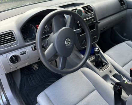 Серый Фольксваген Гольф, объемом двигателя 1.6 л и пробегом 160 тыс. км за 4500 $, фото 27 на Automoto.ua