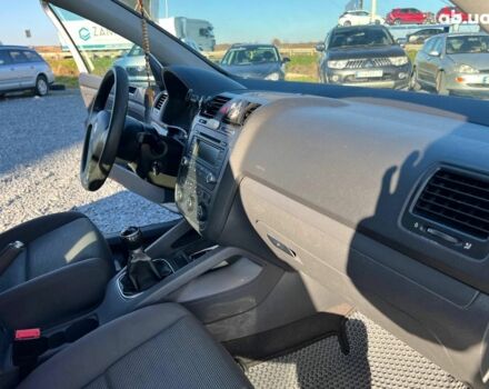 Серый Фольксваген Гольф, объемом двигателя 1.6 л и пробегом 222 тыс. км за 4990 $, фото 32 на Automoto.ua