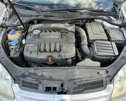 Сірий Фольксваген Гольф, об'ємом двигуна 1.6 л та пробігом 318 тис. км за 4550 $, фото 22 на Automoto.ua