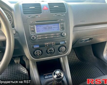 Сірий Фольксваген Гольф, об'ємом двигуна 1.4 л та пробігом 197 тис. км за 5500 $, фото 10 на Automoto.ua