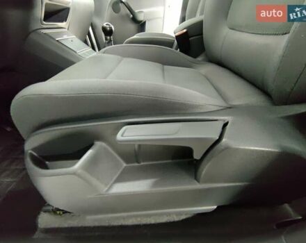 Сірий Фольксваген Гольф, об'ємом двигуна 1.6 л та пробігом 185 тис. км за 5800 $, фото 54 на Automoto.ua