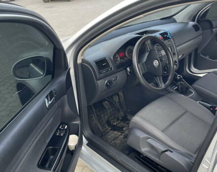 Серый Фольксваген Гольф, объемом двигателя 1.6 л и пробегом 298 тыс. км за 4900 $, фото 10 на Automoto.ua