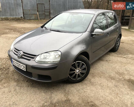 Серый Фольксваген Гольф, объемом двигателя 1.39 л и пробегом 200 тыс. км за 4700 $, фото 1 на Automoto.ua