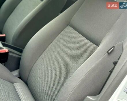 Серый Фольксваген Гольф, объемом двигателя 1.6 л и пробегом 178 тыс. км за 5790 $, фото 40 на Automoto.ua