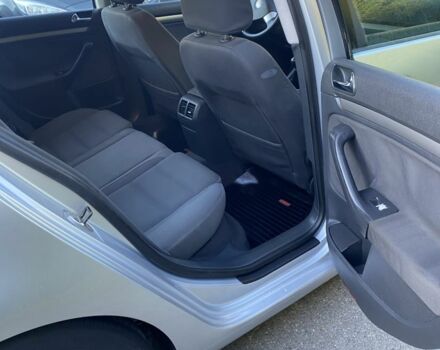 Серый Фольксваген Гольф, объемом двигателя 2 л и пробегом 244 тыс. км за 2919 $, фото 5 на Automoto.ua