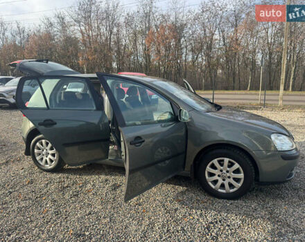 Серый Фольксваген Гольф, объемом двигателя 1.6 л и пробегом 180 тыс. км за 5900 $, фото 52 на Automoto.ua