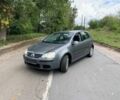 Серый Фольксваген Гольф, объемом двигателя 1.6 л и пробегом 266 тыс. км за 5306 $, фото 1 на Automoto.ua