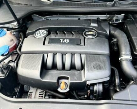 Серый Фольксваген Гольф, объемом двигателя 1.6 л и пробегом 285 тыс. км за 5900 $, фото 13 на Automoto.ua