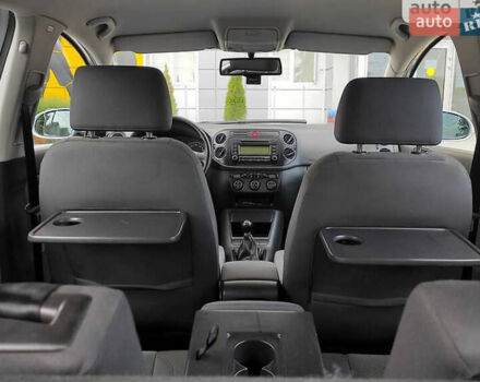 Серый Фольксваген Гольф, объемом двигателя 1.6 л и пробегом 250 тыс. км за 4800 $, фото 11 на Automoto.ua