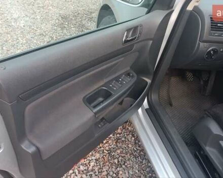 Серый Фольксваген Гольф, объемом двигателя 1.6 л и пробегом 242 тыс. км за 5150 $, фото 31 на Automoto.ua