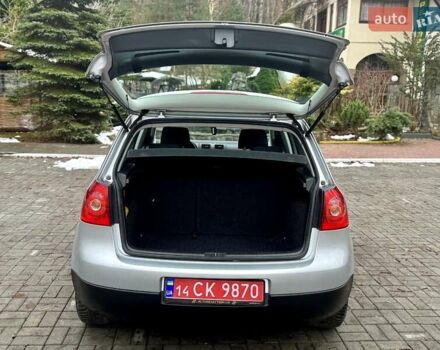 Серый Фольксваген Гольф, объемом двигателя 1.6 л и пробегом 178 тыс. км за 5790 $, фото 29 на Automoto.ua