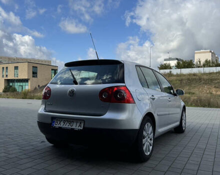 Серый Фольксваген Гольф, объемом двигателя 1.6 л и пробегом 225 тыс. км за 6000 $, фото 7 на Automoto.ua