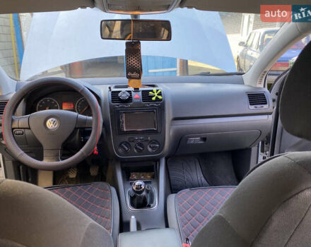 Сірий Фольксваген Гольф, об'ємом двигуна 1.6 л та пробігом 177 тис. км за 6500 $, фото 14 на Automoto.ua