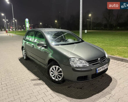 Серый Фольксваген Гольф, объемом двигателя 1.4 л и пробегом 273 тыс. км за 5200 $, фото 3 на Automoto.ua