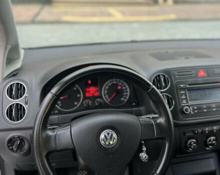 Фольксваген Гольф 2005 у Вінниці на Automoto.ua Сірий Фольксваген Гольф, об'ємом двигуна 1.97 л та пробігом 325 тис. км за 6900 $, фото 28 на Automoto.ua