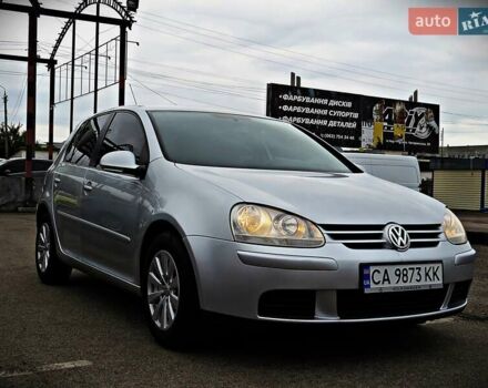 Сірий Фольксваген Гольф, об'ємом двигуна 1.6 л та пробігом 226 тис. км за 5000 $, фото 1 на Automoto.ua