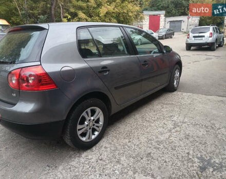 Серый Фольксваген Гольф, объемом двигателя 1.6 л и пробегом 205 тыс. км за 5900 $, фото 2 на Automoto.ua