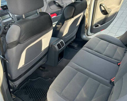 Серый Фольксваген Гольф, объемом двигателя 1.4 л и пробегом 294 тыс. км за 5500 $, фото 3 на Automoto.ua