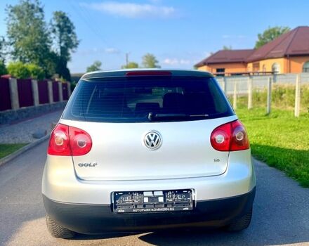 Серый Фольксваген Гольф, объемом двигателя 1.6 л и пробегом 290 тыс. км за 5850 $, фото 5 на Automoto.ua