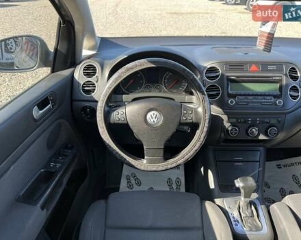 Серый Фольксваген Гольф, объемом двигателя 1.97 л и пробегом 217 тыс. км за 6800 $, фото 11 на Automoto.ua