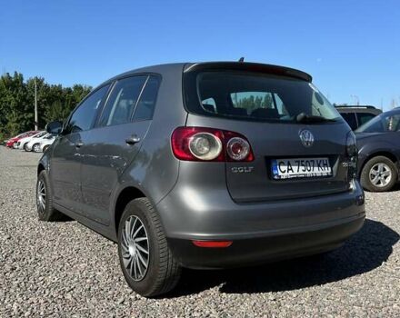Серый Фольксваген Гольф, объемом двигателя 1.97 л и пробегом 217 тыс. км за 6800 $, фото 4 на Automoto.ua