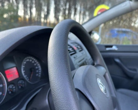 Серый Фольксваген Гольф, объемом двигателя 1.4 л и пробегом 202 тыс. км за 5600 $, фото 45 на Automoto.ua