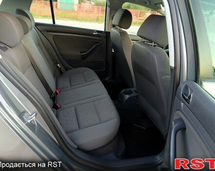 Серый Фольксваген Гольф, объемом двигателя 1.6 л и пробегом 189 тыс. км за 6100 $, фото 8 на Automoto.ua