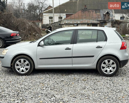 Серый Фольксваген Гольф, объемом двигателя 1.6 л и пробегом 270 тыс. км за 6200 $, фото 6 на Automoto.ua