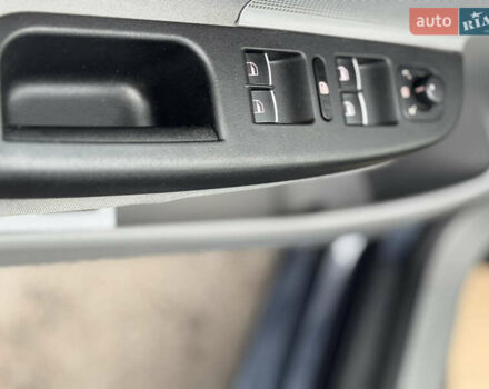 Серый Фольксваген Гольф, объемом двигателя 1.4 л и пробегом 173 тыс. км за 5399 $, фото 30 на Automoto.ua