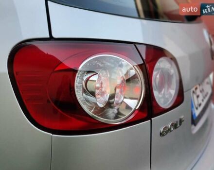 Сірий Фольксваген Гольф, об'ємом двигуна 1.6 л та пробігом 185 тис. км за 5800 $, фото 39 на Automoto.ua